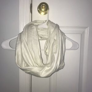 Infinity scarf